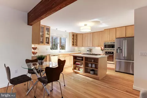 Dining - 11409 Fieldstone Ln, Reston, VA 20191 photo 1 of 5