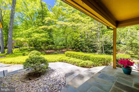 Exterior - 11409 Fieldstone Ln, Reston, VA 20191 photo 7 of 22