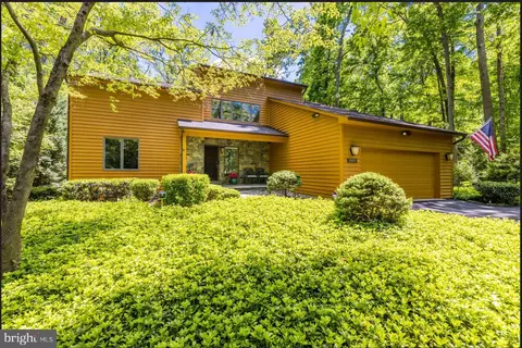 Exterior - 11409 Fieldstone Ln, Reston, VA 20191 photo 4 of 22