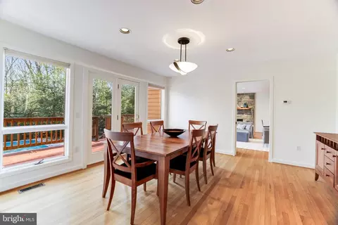 Dining - 11409 Fieldstone Ln, Reston, VA 20191 photo 3 of 5