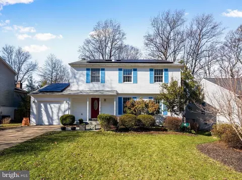 1333 Grant St, Herndon, VA 20170