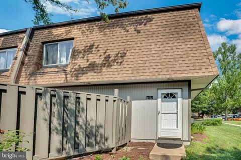 3824 Burlingame Pl #35A, Alexandria, VA 22309