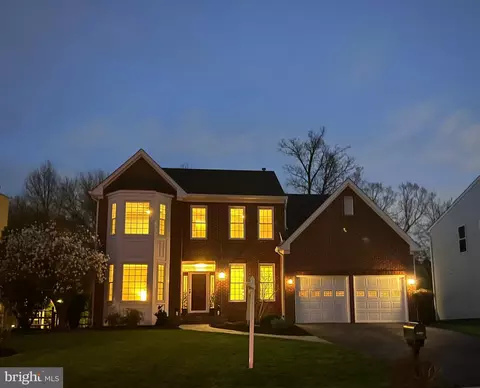 13002 Piney Glade Rd, Herndon, VA 20171