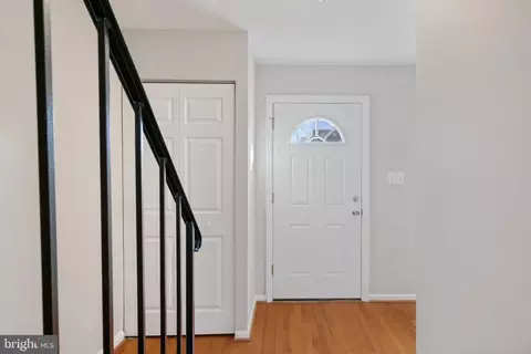 Entry Way - 9814 Lakepointe Dr, Burke, VA 22015 photo 1 of 2