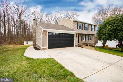 14706 Saint Germain Dr, Centreville, VA 20121