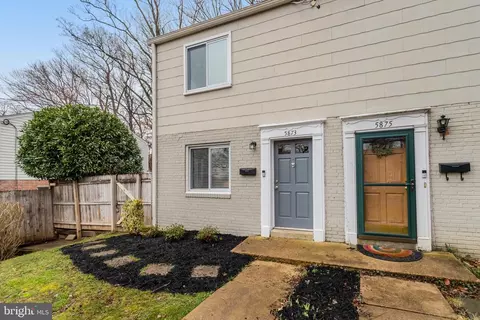 5873 Blaine Dr, Alexandria, VA 22303