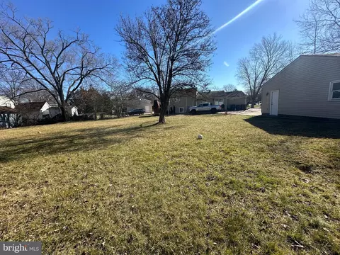 709 Morningside Ct, Herndon, VA 20170 photo 9