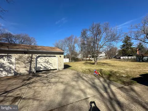 709 Morningside Ct, Herndon, VA 20170 photo 7