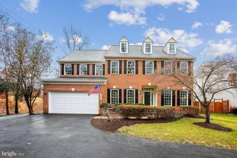 5661 Willow Lakes Ct, Clifton, VA 20124