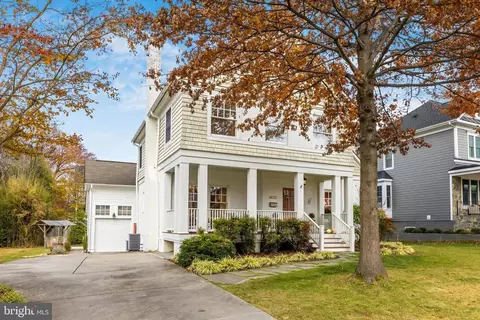 Exterior - 6622 Tucker Ave, Mclean, VA 22101 photo 2 of 12