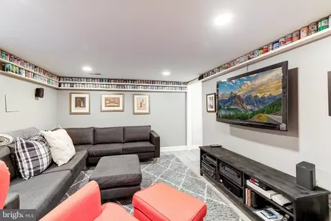 Living - 6622 Tucker Ave, Mclean, VA 22101 photo 4 of 4