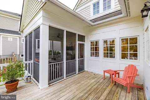 Exterior - 6622 Tucker Ave, Mclean, VA 22101 photo 6 of 12