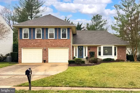 5241 Glen Meadow Rd, Centreville, VA 20120