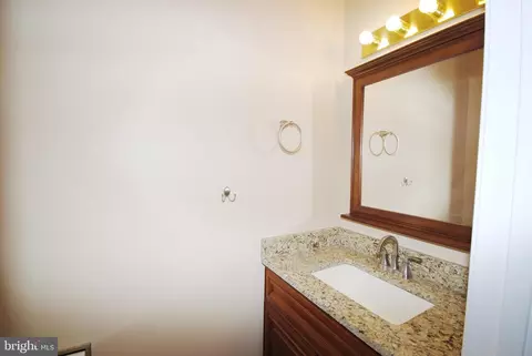 Bath - 7216 Olde Lantern Way, Springfield, VA 22152 photo 1 of 8