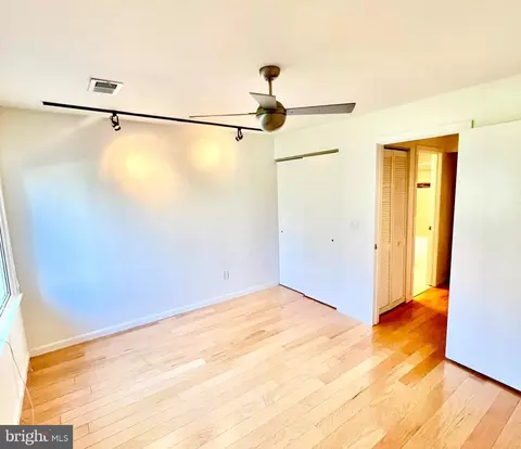 Other - 11717 C Summerchase Cir #1717-C, Reston, VA 20194 photo 2 of 9