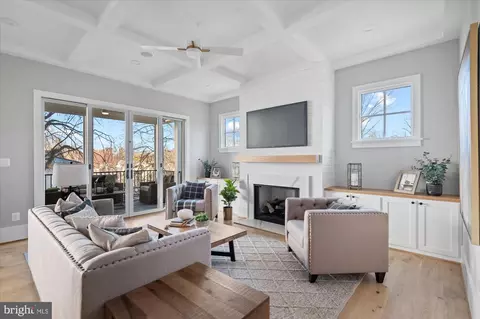 Living - 1811 Franklin Ave, Mclean, VA 22101 photo 1 of 5