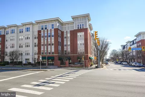 2655 Prosperity Ave #307, Fairfax, VA 22031