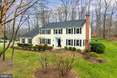 11647 Captain Rhett Ln, Fairfax Station, VA 22039