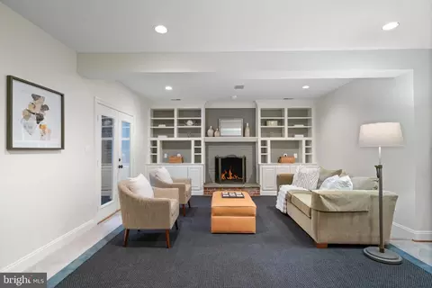 Living - 1916 Valley Wood Rd, Mclean, VA 22101 photo 9 of 12