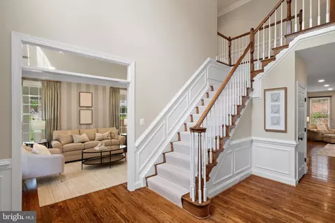 Entry Way - 1916 Valley Wood Rd, Mclean, VA 22101 photo 1 of 7