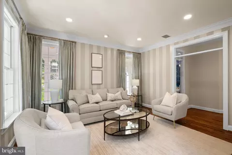 Living - 1916 Valley Wood Rd, Mclean, VA 22101 photo 2 of 12