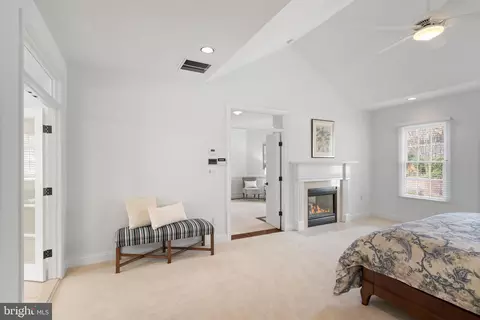 Bedroom - 1916 Valley Wood Rd, Mclean, VA 22101 photo 10 of 12