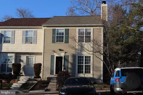 14906 Ampstead Ct, Centreville, VA 20120