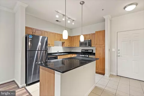 12921 Centre Park Cir #104, Herndon, VA 20171