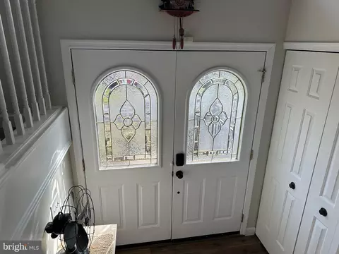 Entry Way - 8914 Spur Rd, Springfield, VA 22153 photo 1 of 3