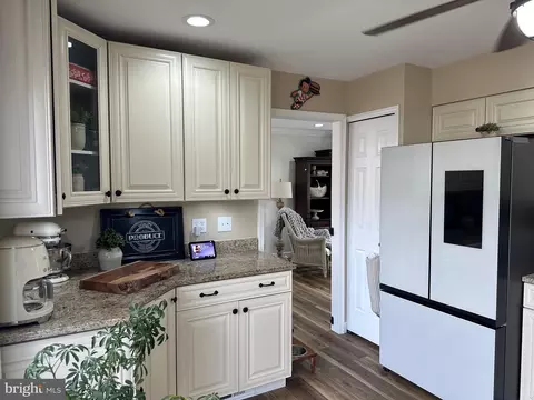 Other - 8914 Spur Rd, Springfield, VA 22153 photo 1 of 3