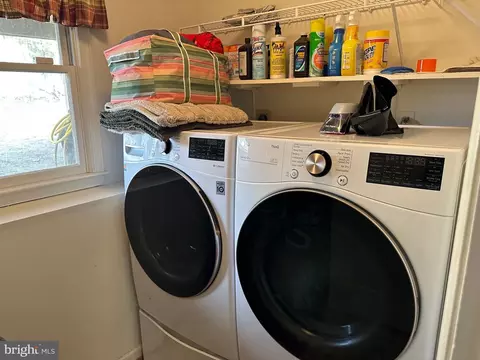 Other - 8914 Spur Rd, Springfield, VA 22153 photo 3 of 3