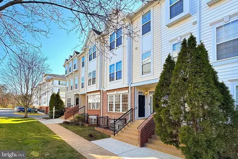 11580 A Cavalier Landing Ct #903-A, Fairfax, VA 22030