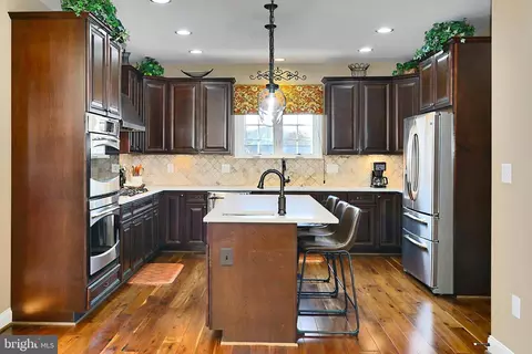 Kitchen - 1619 Kirby Rd, Mclean, VA 22101 photo 1 of 10