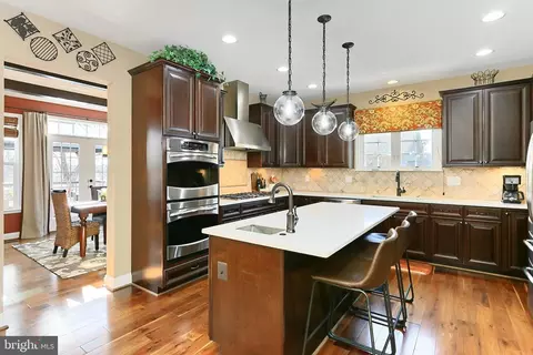 Kitchen - 1619 Kirby Rd, Mclean, VA 22101 photo 2 of 10