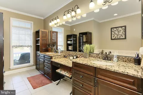 Bath - 1619 Kirby Rd, Mclean, VA 22101 photo 2 of 8