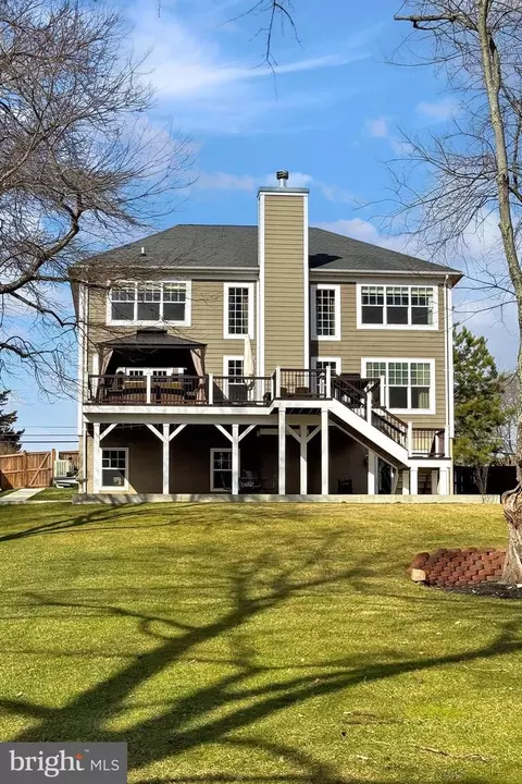 Exterior - 1619 Kirby Rd, Mclean, VA 22101 photo 14 of 14