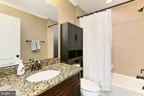 Bath - 1619 Kirby Rd, Mclean, VA 22101 photo 7 of 8