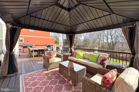 Exterior - 1619 Kirby Rd, Mclean, VA 22101 photo 7 of 14