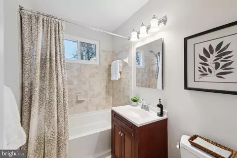 Bath - 8451 Thames St, Springfield, VA 22151 photo 1 of 2