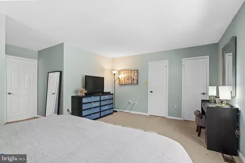 Bedroom - 6624 Green Ash Ct, Springfield, VA 22152 photo 3 of 5