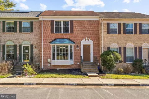 6624 Green Ash Ct, Springfield, VA 22152