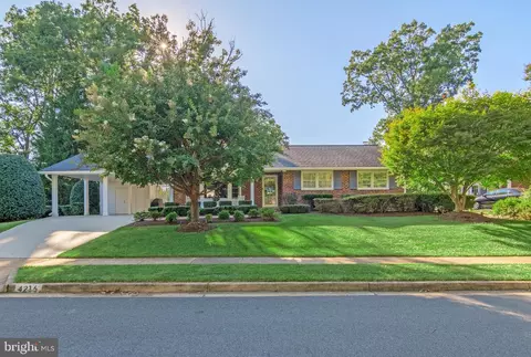4216 Worcester Dr, Fairfax, VA 22032