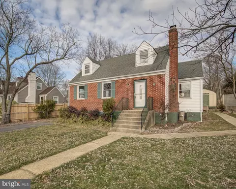 6656 Jefferson Ave, Falls Church, VA 22042