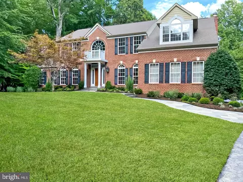 8455 Hampton Way, Fairfax Station, VA 22039