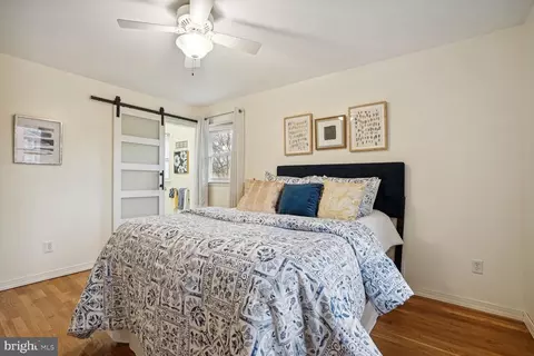 Bedroom - 6404 Bardu Ct, Springfield, VA 22152 photo 2 of 3
