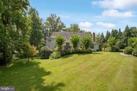 Exterior - 347 Springvale Rd, Great Falls, VA 22066 photo 16 of 20