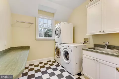 Other - 347 Springvale Rd, Great Falls, VA 22066 photo 5 of 8
