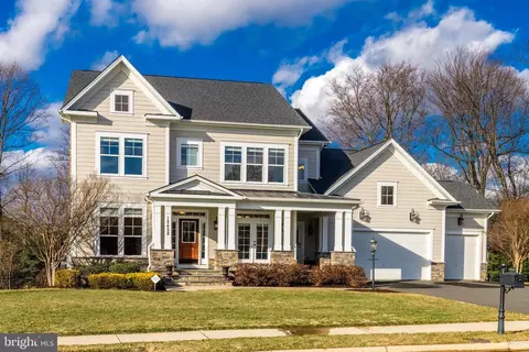 12458 Margaret Thomas Ln, Herndon, VA 20171