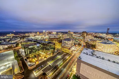 1650 Silver Hill Dr #2202, Mclean, VA 22102