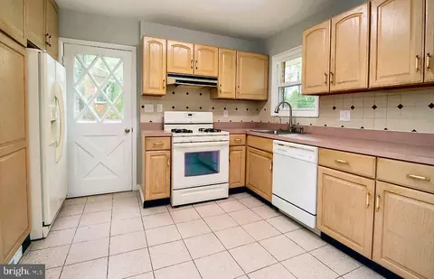 Kitchen - 7503 Murillo St, Springfield, VA 22151 photo 1 of 2